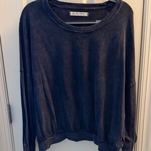 We The Free Navy Mineral Wash Pullover Long Sleeve Top Size Small